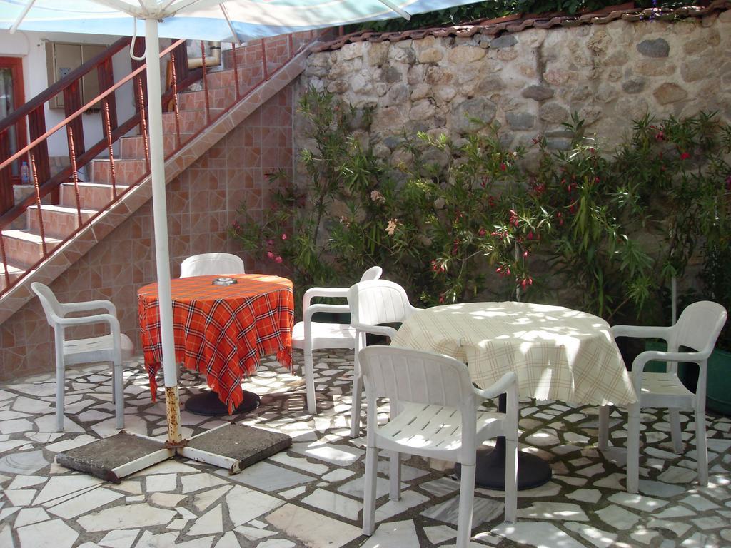 Guest House Rimski Most Мельник Экстерьер фото
