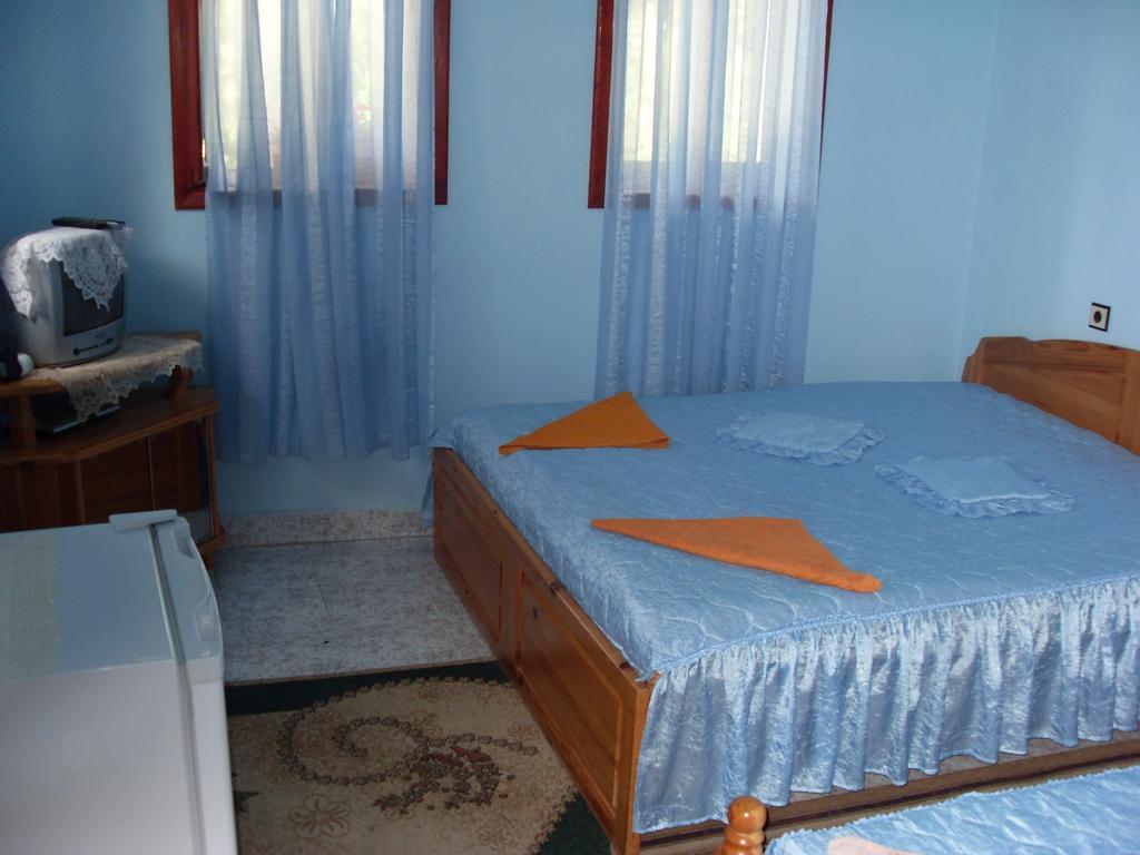 Guest House Rimski Most Мельник Экстерьер фото